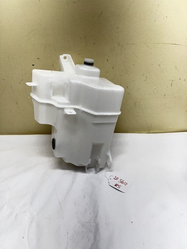 2013 2014 2015 2016 2017 2018 2019 TOYOTA RAV4 WASHER FLUID RESERVOIR