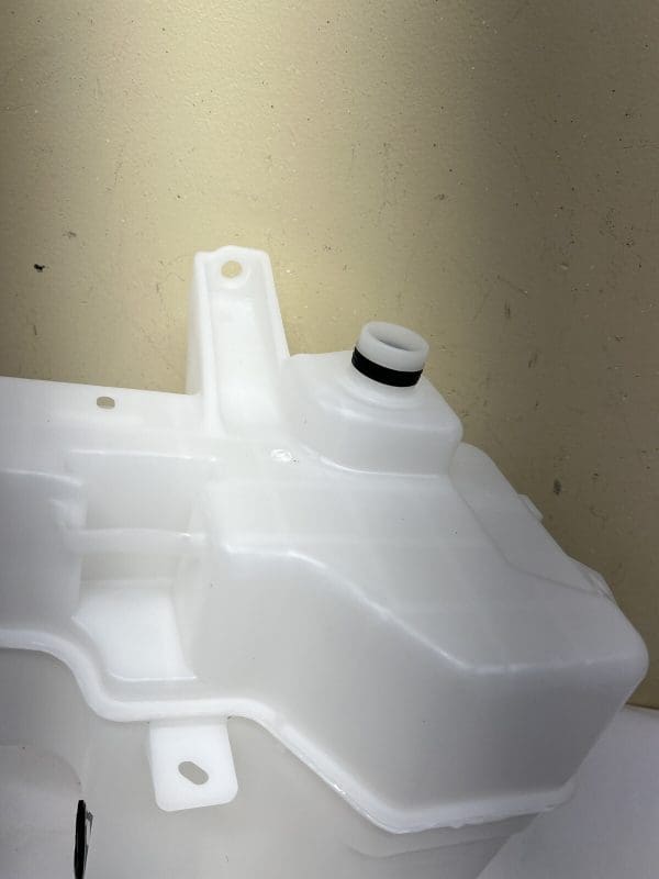 2013 2014 2015 2016 2017 2018 2019 TOYOTA RAV4 WASHER FLUID RESERVOIR - Image 4