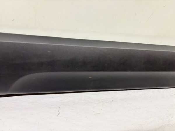 OEM 2022 2023 2024 Rivian R1T Front Left Lower Door Molding Cladding PT00000332 - Image 10
