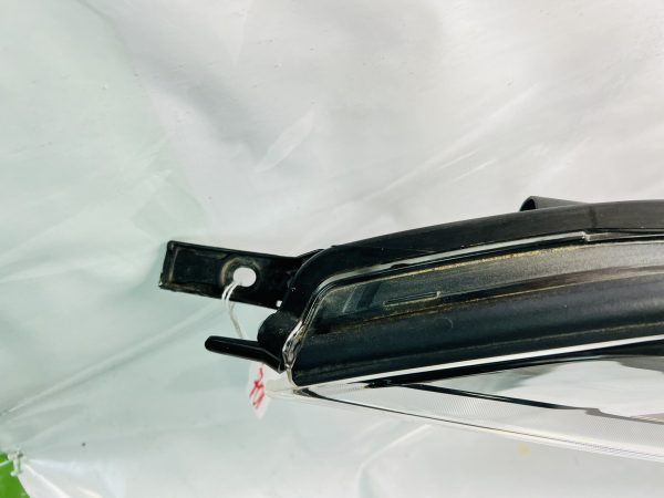 2017 2018 2019 TOYOTA CHR CH-R HALOGEN LED FRONT RIGHT OEM HEADLIGHT PASSENGER - Image 10