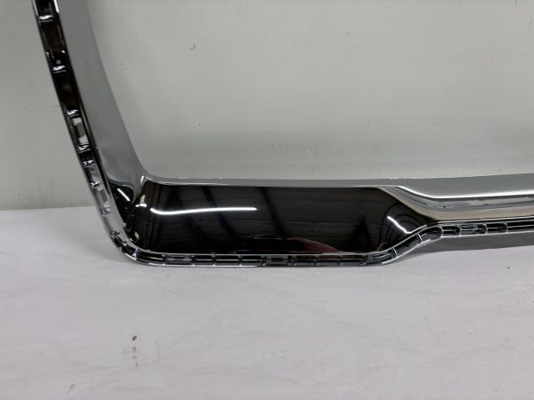 OEM 2018 2019 2020 2021 LINCOLN NAVIGATOR FRONT GRILLE MOLDING TRIM  jl7z8419aa - Image 6