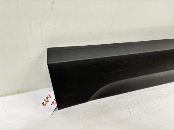 OEM 2022 2023 2024 Rivian R1T Front Left Lower Door Molding Cladding PT00000332 - Image 12