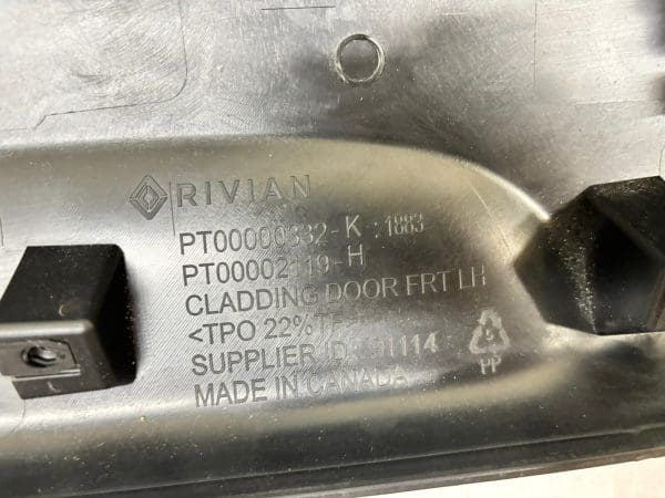 OEM 2022 2023 2024 Rivian R1T Front Left Lower Door Molding Cladding PT00000332 - Image 13