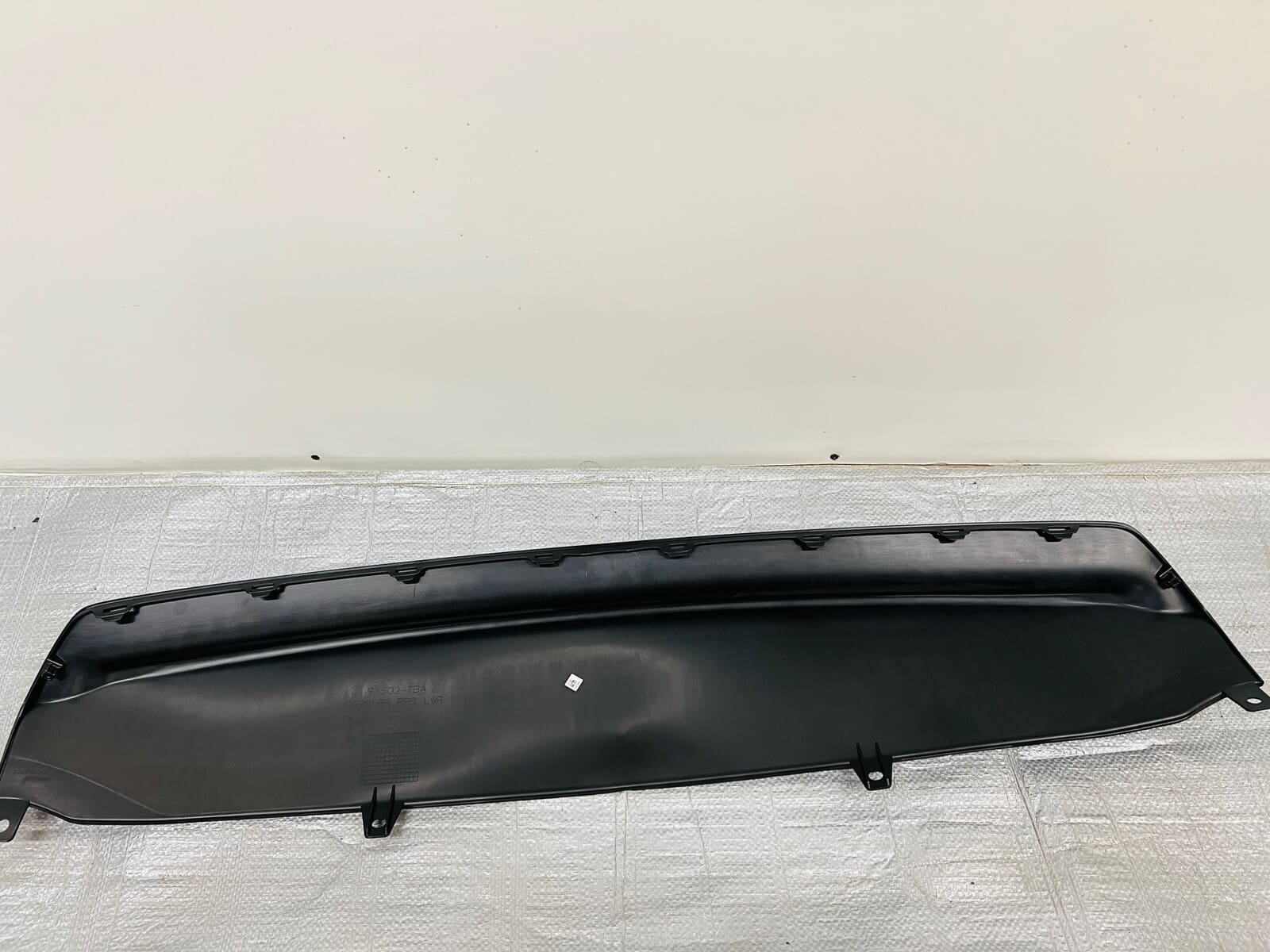 OEM 2016 2017 2018 2019 Honda Civic Rear Bumper Lower Trim Valence 71502-TBA-A00 - Image 13