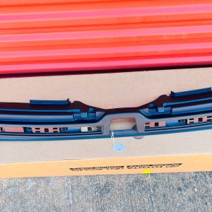 2018 2019 2020 2021 2022 VOLVO XC40 Rear Tailgate Sill Plate  Lid Lock 31440884