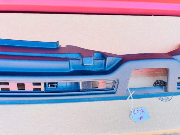 2018 2019 2020 2021 2022 VOLVO XC40 Rear Tailgate Sill Plate  Lid Lock 31440884 - Image 8