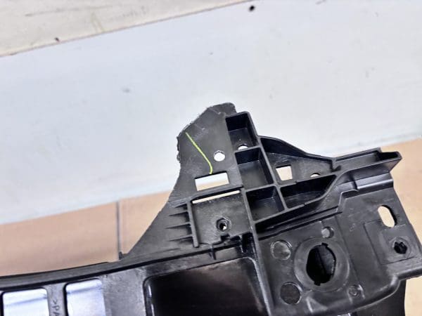 2020 2021 2022 2023 FORD ESCAPE OEM RADIATOR GRILLE SHUTTER GENUINE lx6b8472f - Image 12