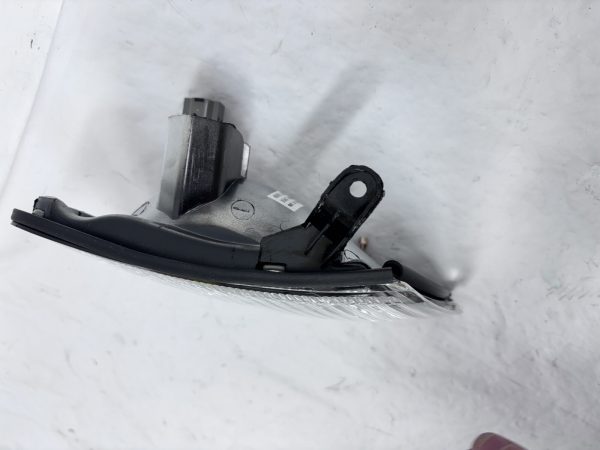 FOR 1997 1998 1999 NISSAN MAXIMA HALOGEN FRONT RIGHT TURN SIGNAL PARK MARKER - Image 7