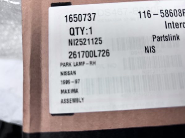 FOR 1997 1998 1999 NISSAN MAXIMA HALOGEN FRONT RIGHT TURN SIGNAL PARK MARKER - Image 10