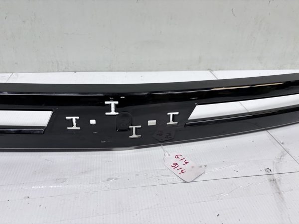 2021 2022 2023 Chevy Tahoe Suburban Front OEM Grille Center Trim Only Black - Image 6