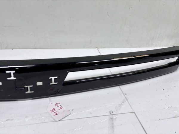 2021 2022 2023 Chevy Tahoe Suburban Front OEM Grille Center Trim Only Black - Image 7