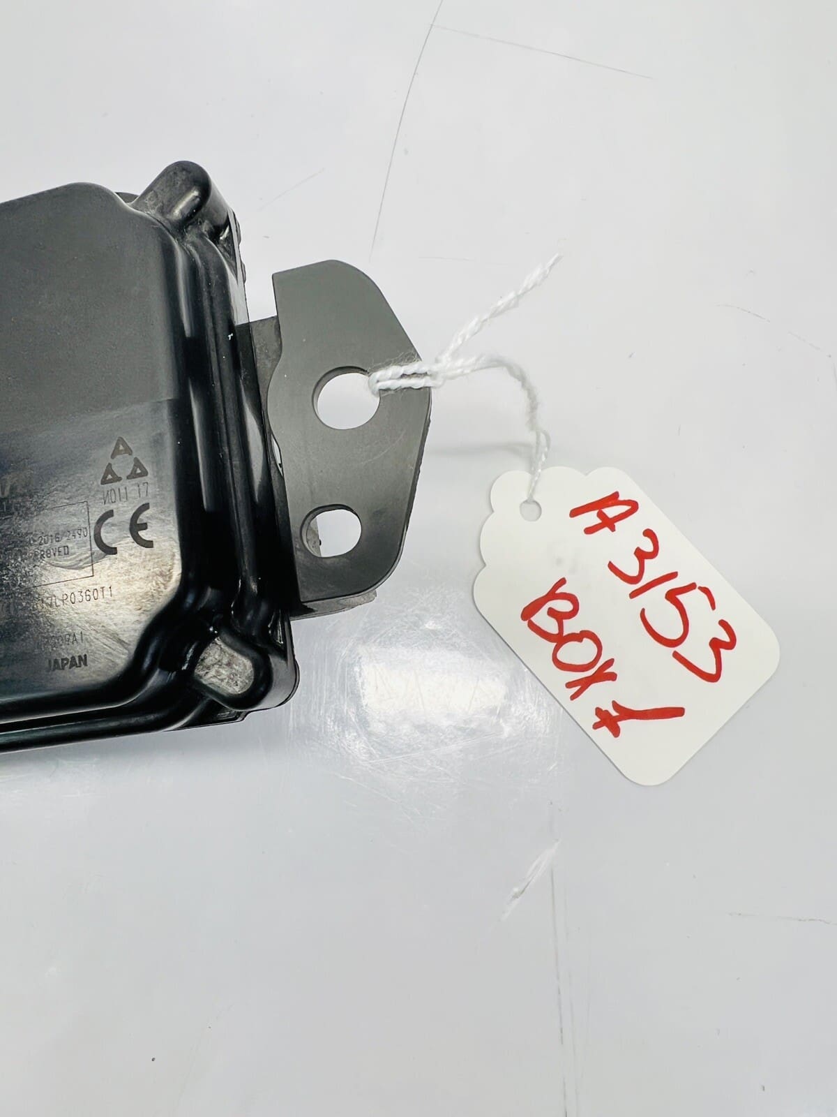 8821033120 LEXUS LS ES NX RX UX TOYOTA COROLLA PRIUS RAV4 CRUISE CONTROL SENSOR - Image 3