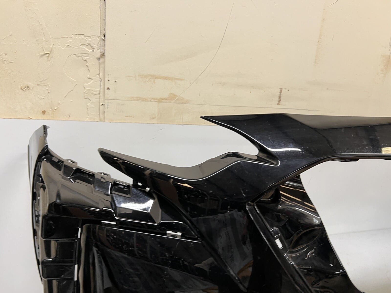 2023 2024 2025 SUBARU OUTBACK FRONT OEM BUMPER COVER GENUINE 57704an02a BLACK - Image 2