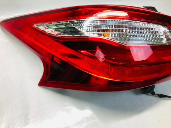 ⭐️⭐️ NICE 2016 2017 2018 NISSAN ALTIMA HALOGEN OUTER REAR LEFT OEM TAIL LIGHT - Image 4