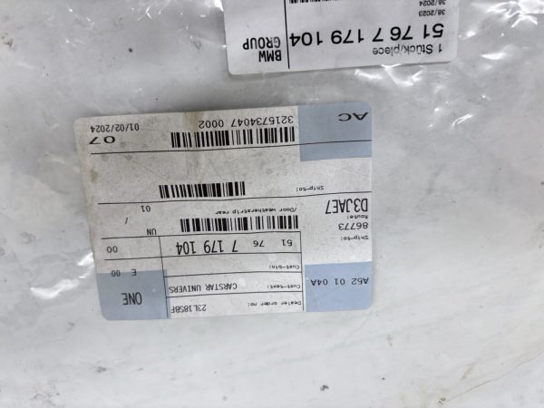 OEM 2009-2015 BMW 7 SERIES 750 740 REAR LF RH DOOR WEATHERSTRIP 51767179104 - Image 12