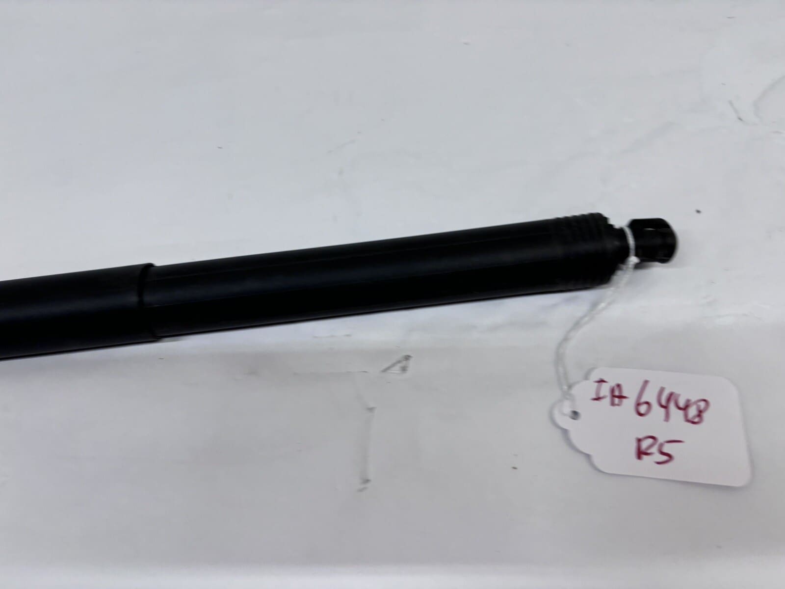 OEM 2015-2016 2017 2018 PORSCHE CAYENN REAR RH LF LIFTGATE STRUT 7p5827851m - Image 3