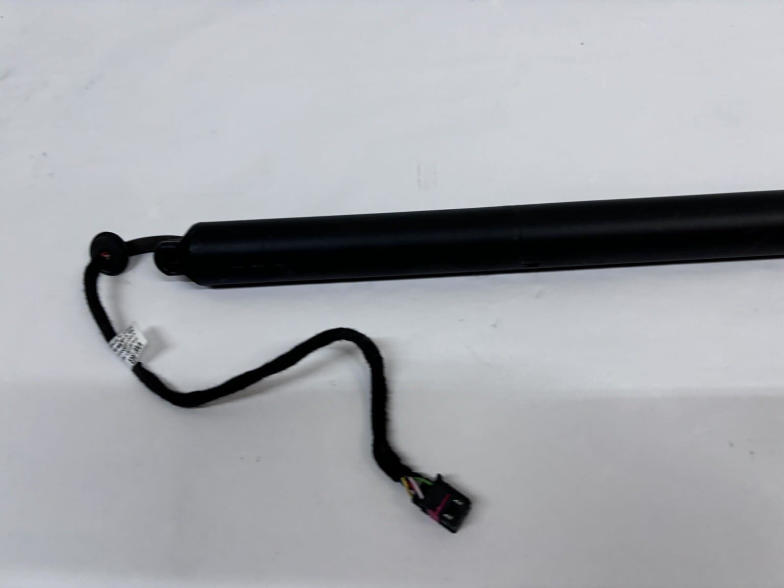 OEM 2015-2016 2017 2018 PORSCHE CAYENN REAR RH LF LIFTGATE STRUT 7p5827851m - Image 5