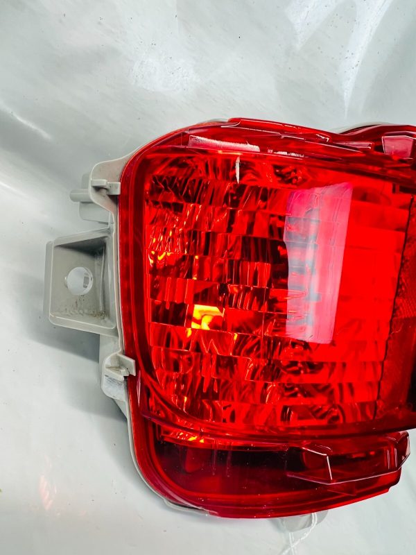 2016 2017 2018 TOYOTA LAND CRUISER REAR LEFT OEM REFLECTOR - Image 7