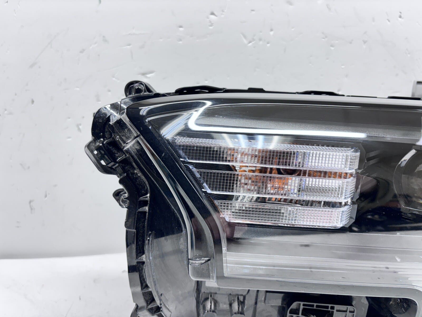 NICE 2024 2025 TOYOTA TACOMA LED FRONT LEFT OEM HEADLIGHT - Image 3