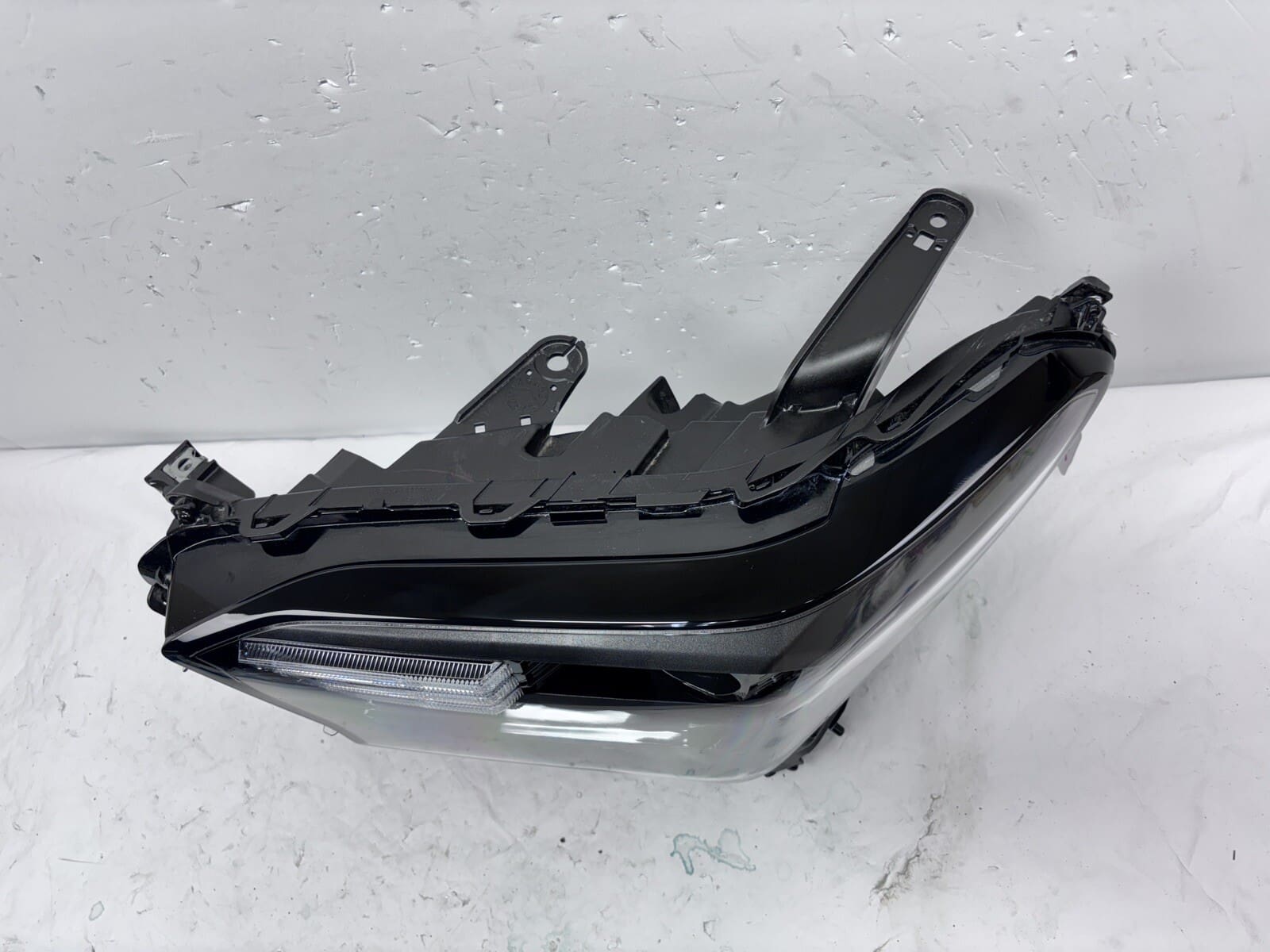 NICE 2024 2025 TOYOTA TACOMA LED FRONT LEFT OEM HEADLIGHT - Image 20