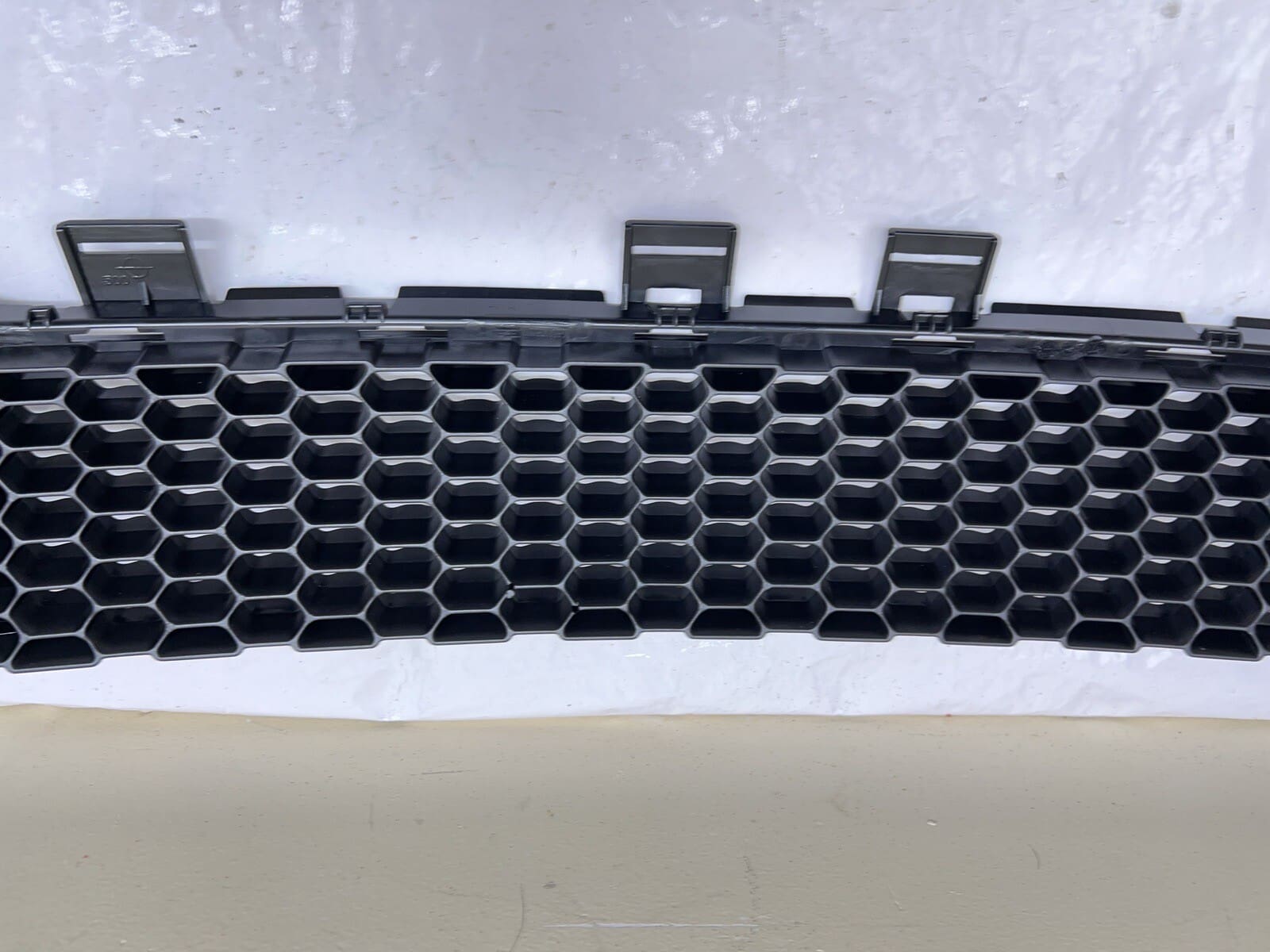 2014 2015 2016 2017 2018 JEEP CHEROKEE FRONT BUMPER LOWER GRILLE CAPA - Image 12