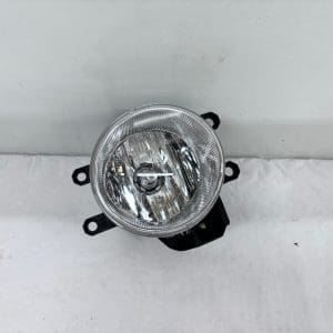 OEM 2014-2023 TOYOTA TACOMA RAV4 TUNDRA HALOGEN FRONT RIGHT FOG LIGHT 8121002160