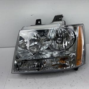 2007 2008 2009 2010 2011 2012 2013 2014 TAHOE SUBURBAN AVALANCHE LEFT  HEADLIGHT