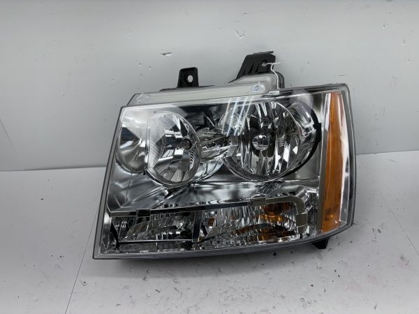 2007 2008 2009 2010 2011 2012 2013 2014 TAHOE SUBURBAN AVALANCHE LEFT  HEADLIGHT