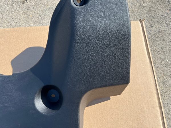 2005-2008 2009 Ford Mustang Convertible Rear Body Panel Trim OEM 8r3z6345522da - Image 2
