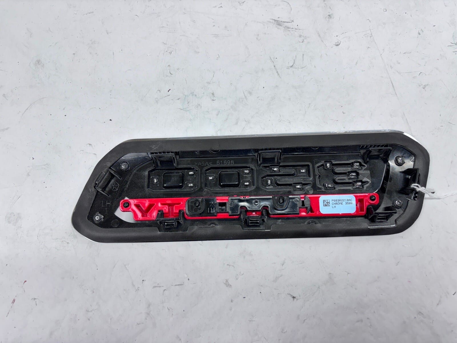 2019-2022 DODGE RAM 3500 HEAVY DUTY FRONT LEFT FENDER OEM EMBLEM VENT - Image 11