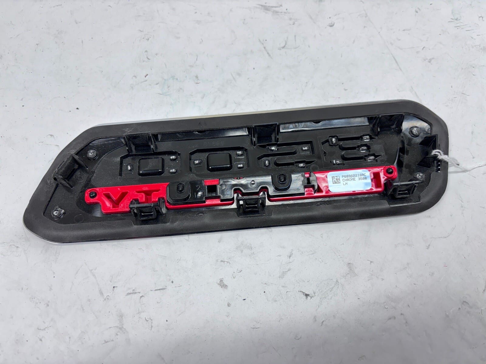 2019-2022 DODGE RAM 3500 HEAVY DUTY FRONT LEFT FENDER OEM EMBLEM VENT - Image 12
