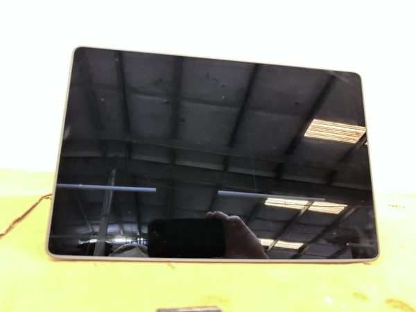 OEM 1089543-00-j 2017 2018 2019 2020 Tesla Model 3 Y Center Console Screen - Image 6