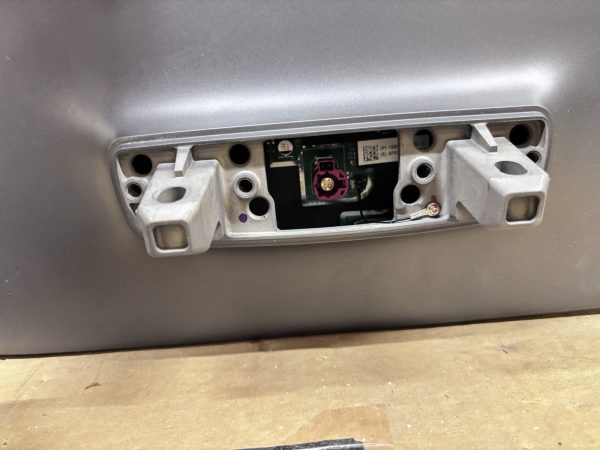 OEM 1089543-00-j 2017 2018 2019 2020 Tesla Model 3 Y Center Console Screen - Image 15