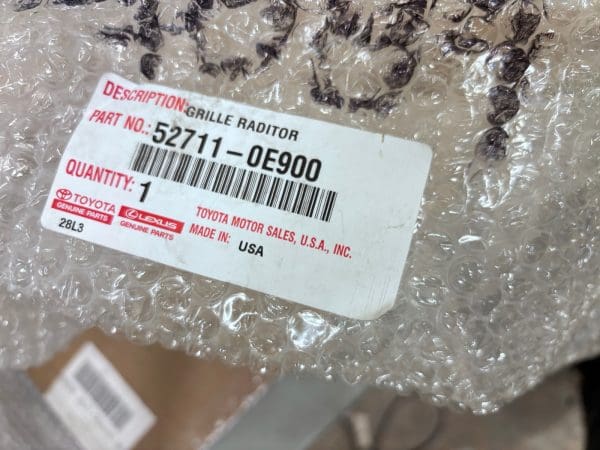 OEM GENUINE 52711-0e900 2020-2024 Toyota Highlander Front Bumper Molding Trim - Image 14