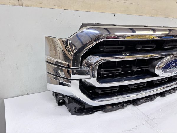 2021 2022 2023 FORD F150 LARIAT CHROME FRONT OEM GRILLE GENUINE WITH SHUTTER - Image 2