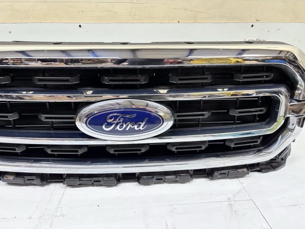 2021 2022 2023 FORD F150 LARIAT CHROME FRONT OEM GRILLE GENUINE WITH SHUTTER - Image 4