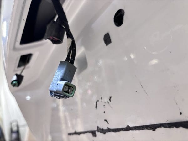 2017-2019 2020 JAGUAR F-PACE REAR OEM LIFTGATE TRUNK LID TAILGATE hk8340010a - Image 7