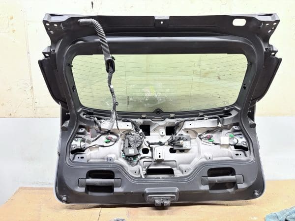 2017-2019 2020 JAGUAR F-PACE REAR OEM LIFTGATE TRUNK LID TAILGATE hk8340010a - Image 8