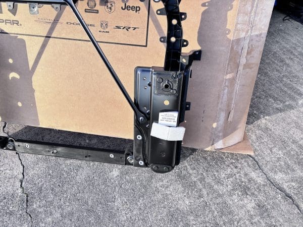 OEM GENUINE 68377400ad 2021-2024 JEEP GRAND CHEROKEE FRONT RADIATOR SUPPORT - Image 8