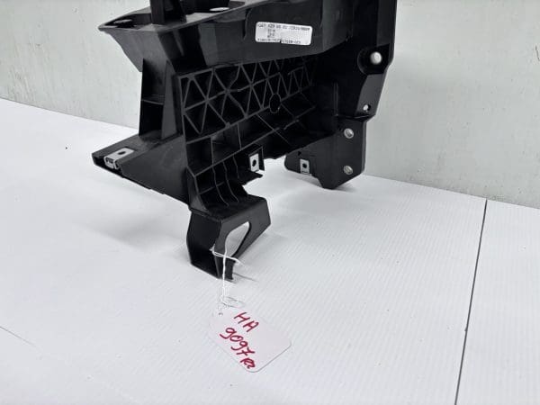 OEM A1676209900 2020-2025 Mercedes GLE CLASS GLS CLASS FRONT BAR LEFT SUPPORT - Image 2