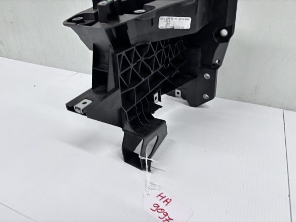 OEM A1676209900 2020-2025 Mercedes GLE CLASS GLS CLASS FRONT BAR LEFT SUPPORT - Image 3