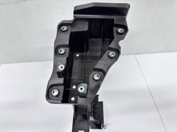 OEM A1676209900 2020-2025 Mercedes GLE CLASS GLS CLASS FRONT BAR LEFT SUPPORT - Image 6
