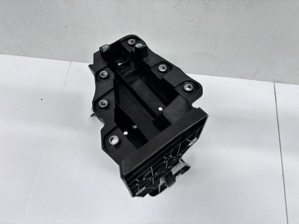 OEM A1676209900 2020-2025 Mercedes GLE CLASS GLS CLASS FRONT BAR LEFT SUPPORT - Image 13