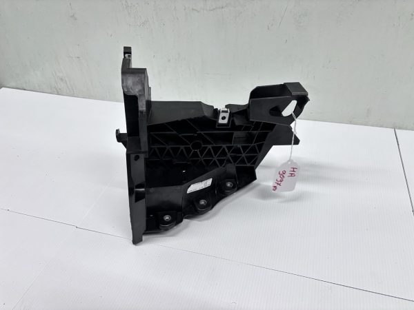OEM A1676209900 2020-2025 Mercedes GLE CLASS GLS CLASS FRONT BAR LEFT SUPPORT - Image 14