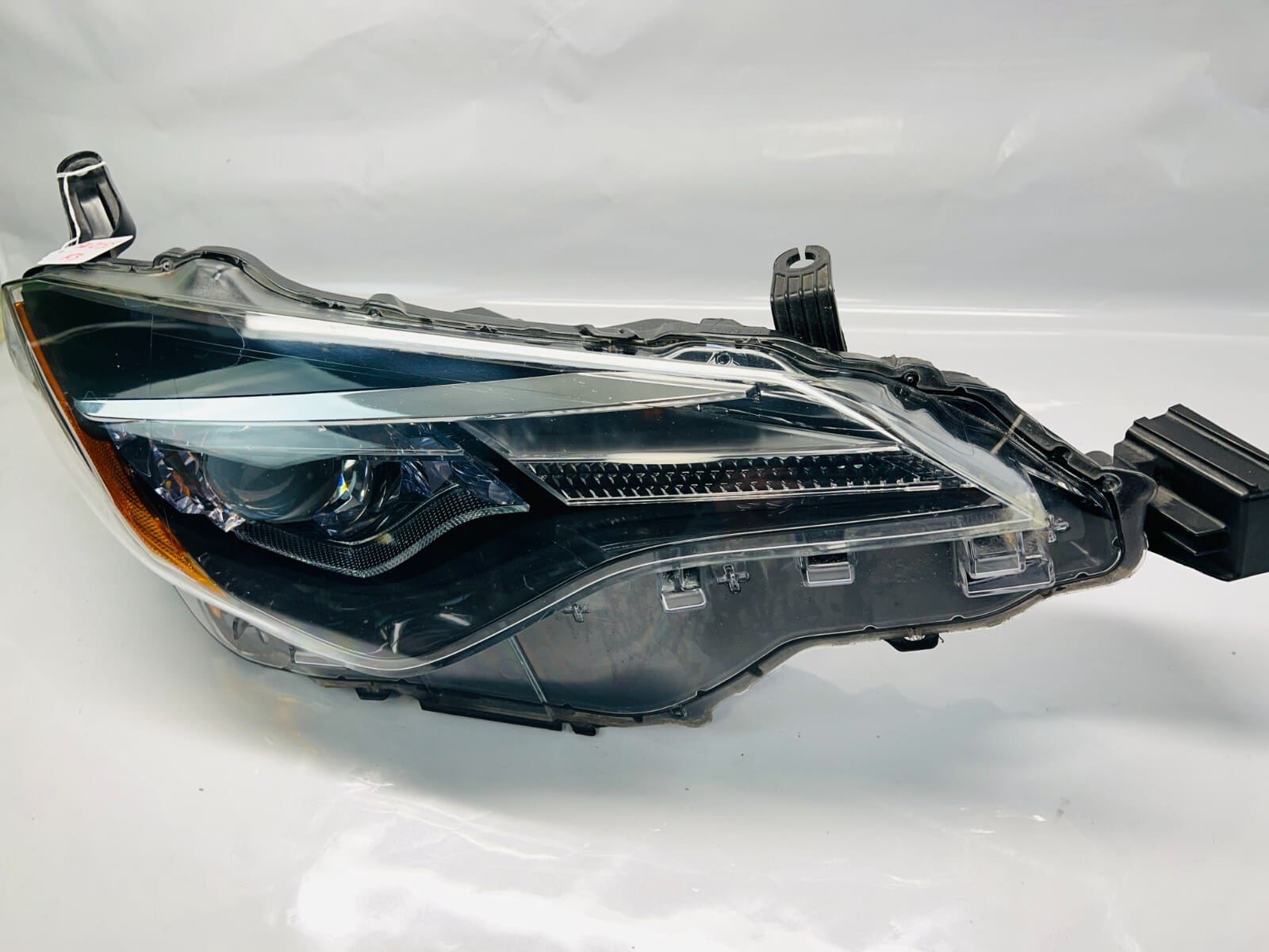 2017 2018 2019 TOYOTA COROLLA LED FRONT RIGHT OEM HEADLIGHT - Image 2