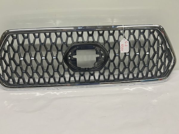 53114-04220 2016-2020 2021 2022 2023 toyota tacoma trd front oem grille center