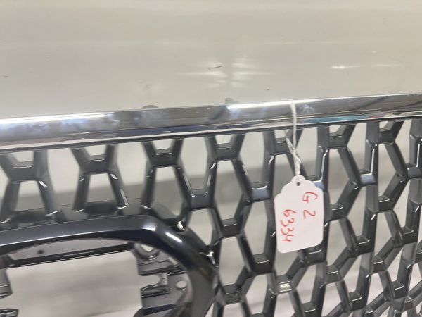 53114-04220 2016-2020 2021 2022 2023 toyota tacoma trd front oem grille center - Image 8