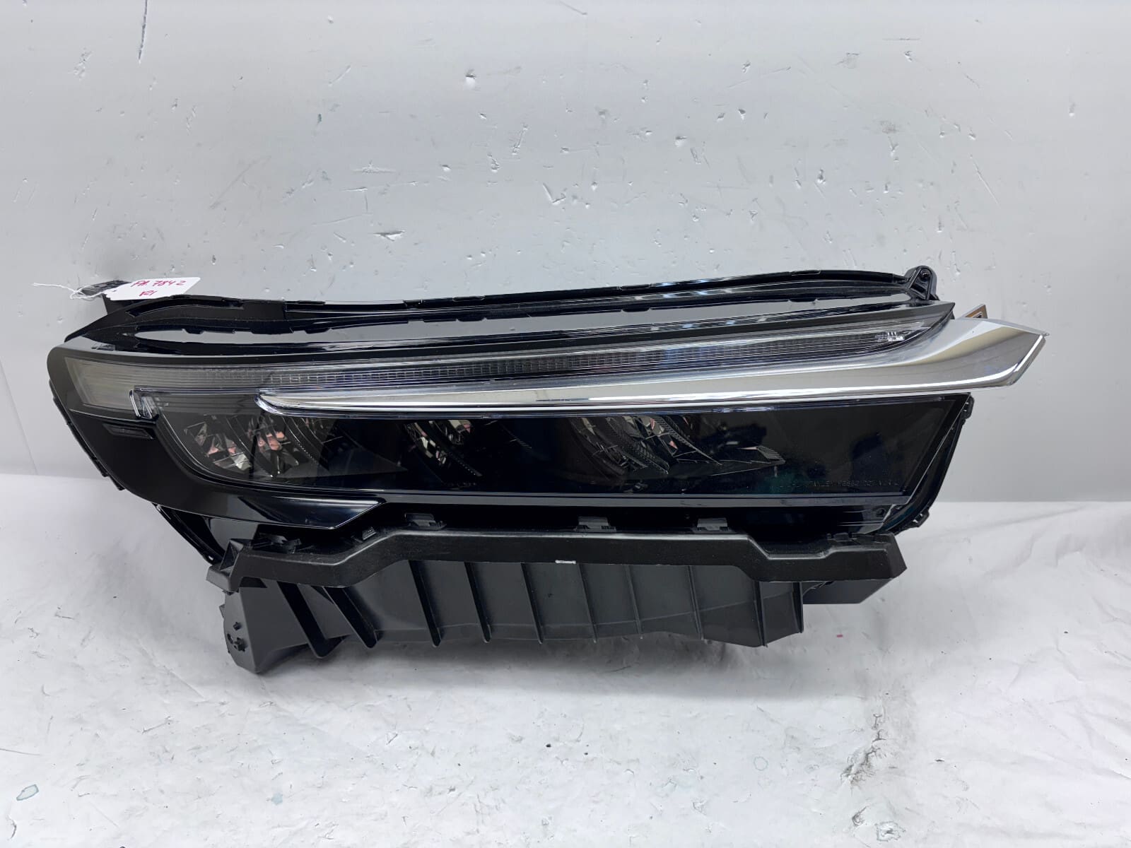 NICE ALL TABS 2023 2024 HONDA CRV FULL LED FRONT RIGHT OEM HEADLIGHT
