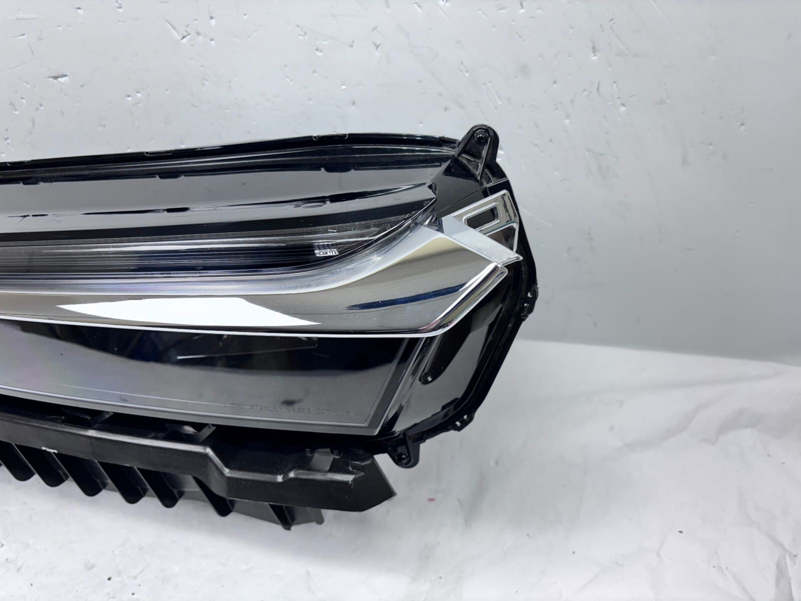 NICE ALL TABS 2023 2024 HONDA CRV FULL LED FRONT RIGHT OEM HEADLIGHT - Image 3