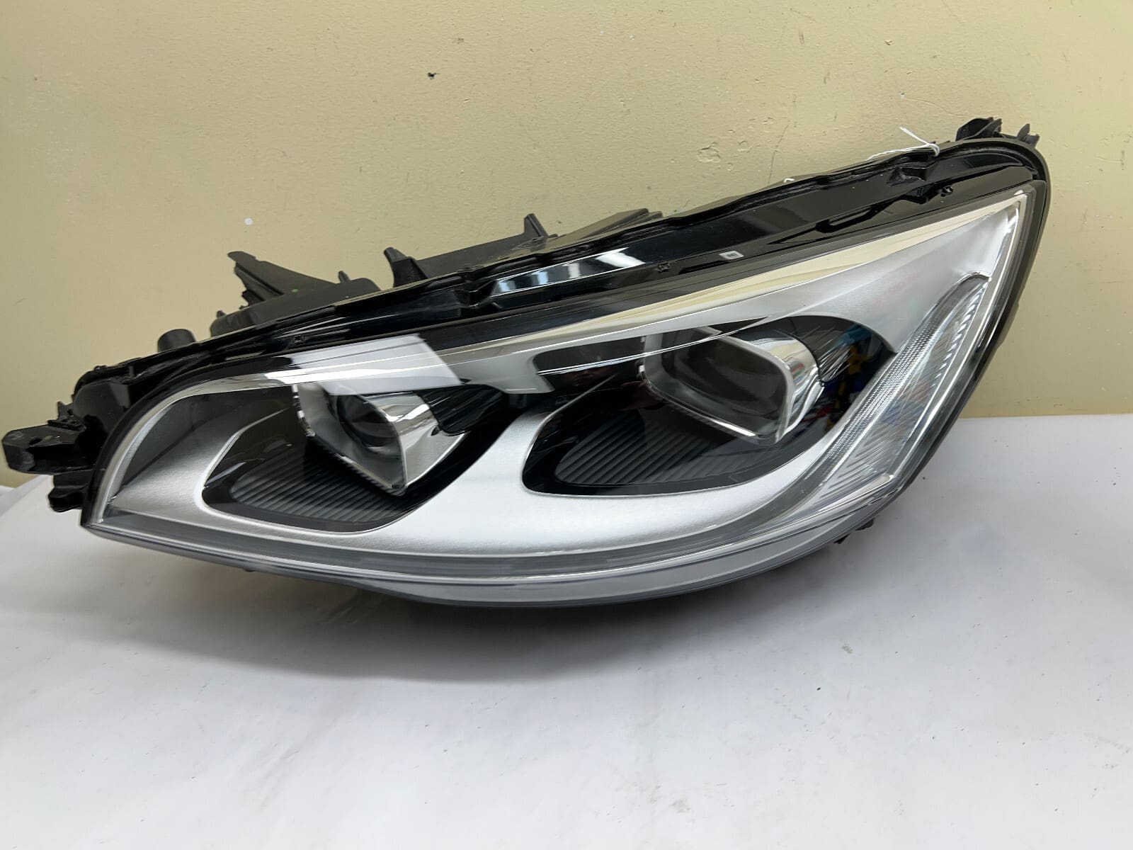 2020 2021 2022 LINCOLN AVIATOR LED FRONT LEFT OEM HEADLIGHT LC5B13E015CL DAMAGED - Image 2